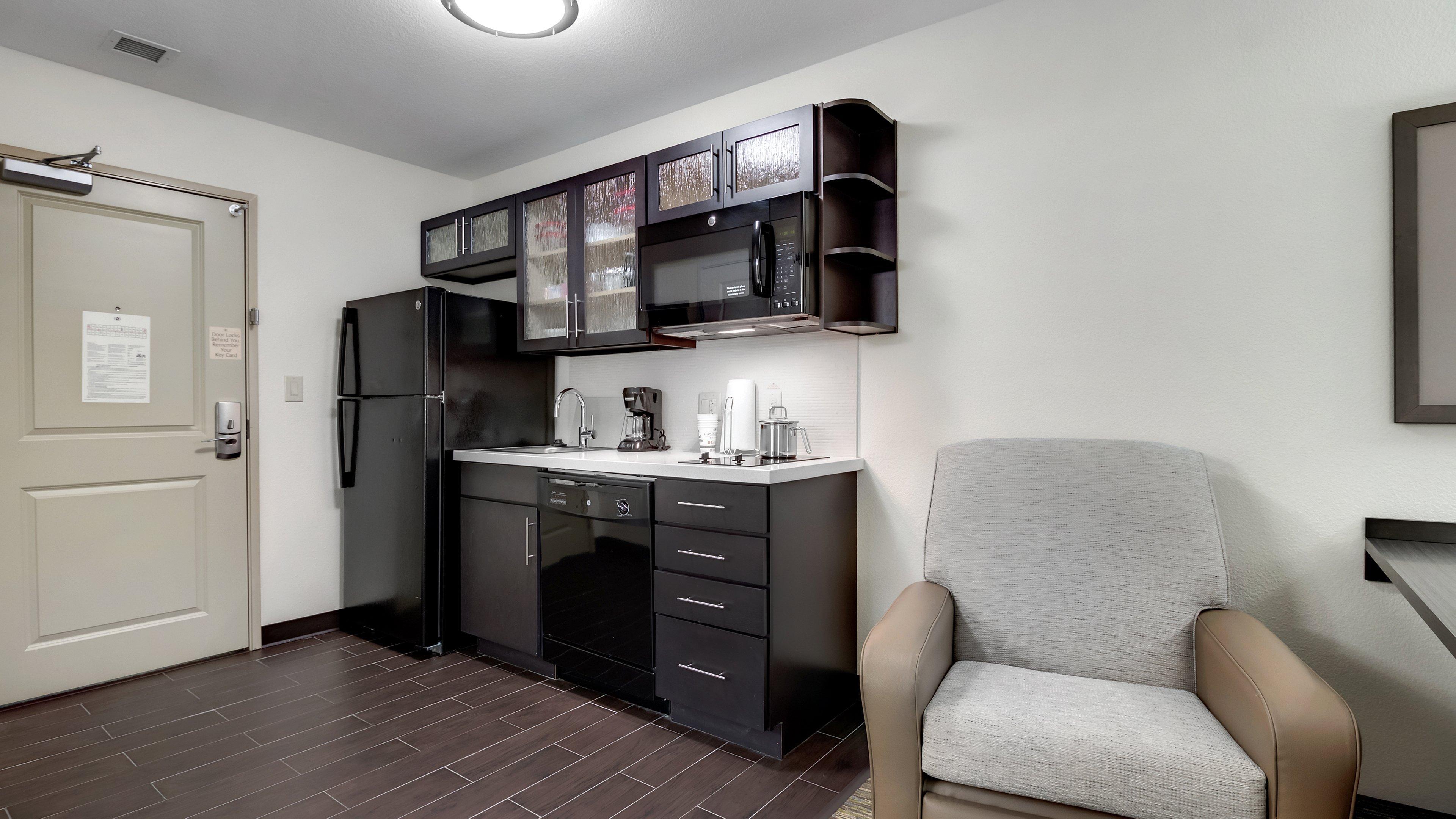 Candlewood Suites Waco By Ihg Экстерьер фото